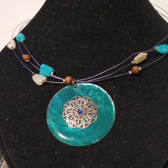 Elegant Blue 18' Pendant Necklace NWOT - Picture 1 of 3